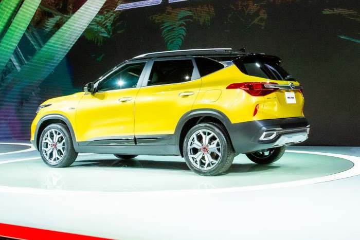 كيا سيلتوس 2021 Kia Seltos بالصور: كيا سيلتوس 2021 Kia Seltos سيارة SUV صغيرة بمظهر مميز
