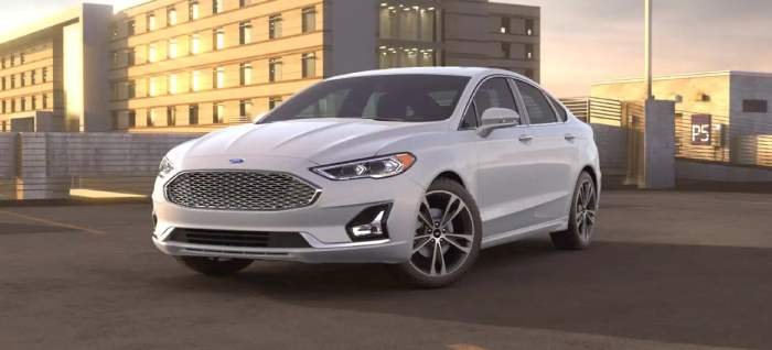 5. فورد فيوجن 2020 أفضل 10 سيارات AWD لعام 2020 بالمواصفات والصور